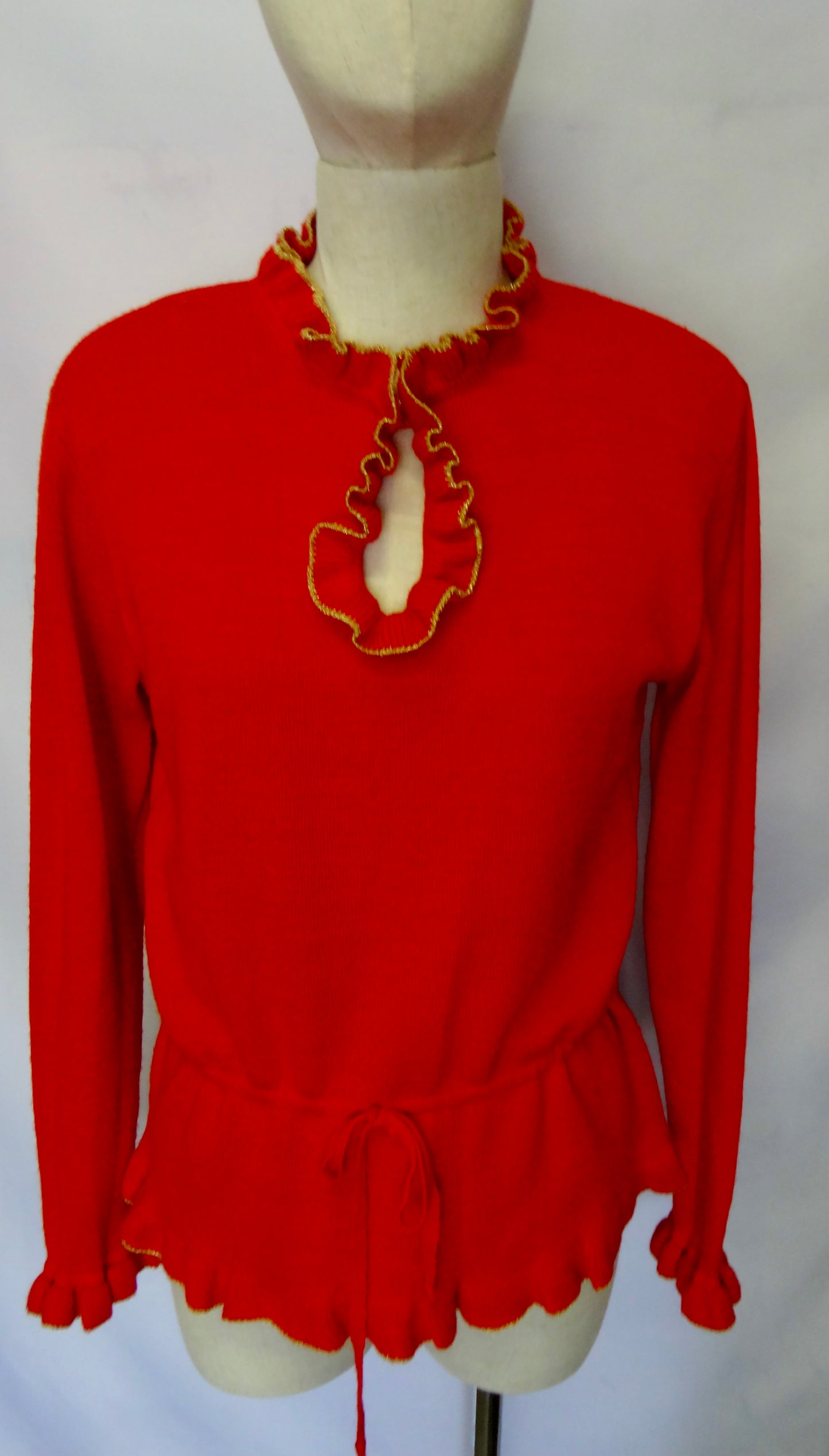 80s Frilled Keyhole Knit in Red and Gold