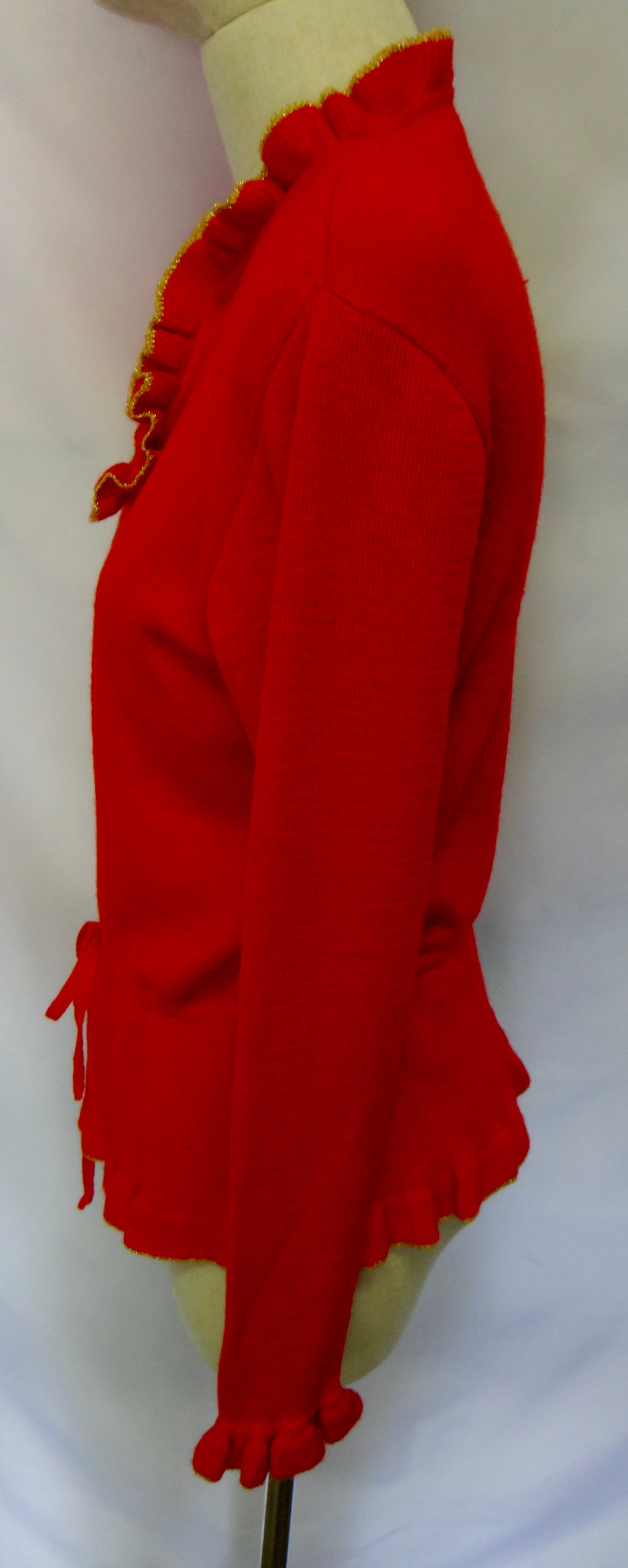 80s Frilled Keyhole Knit in Red and Gold