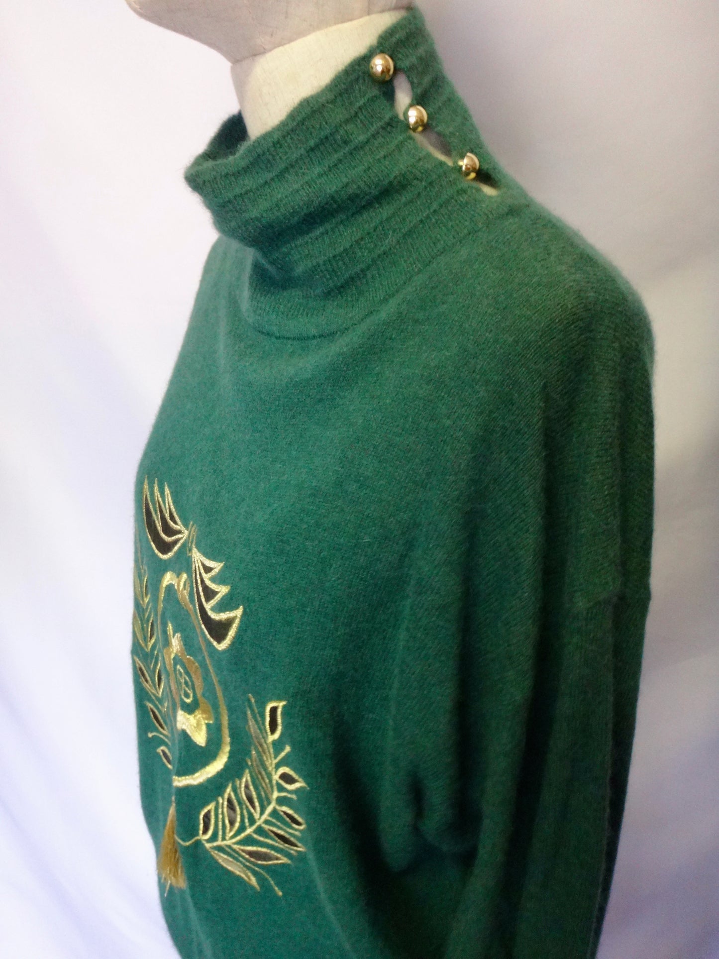 90s Green and Gold Sporty Applique Sweater