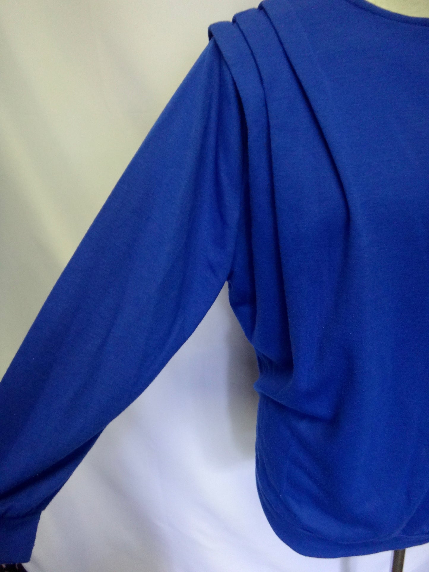 80s Oversized Electric Blue Pleated Sweat