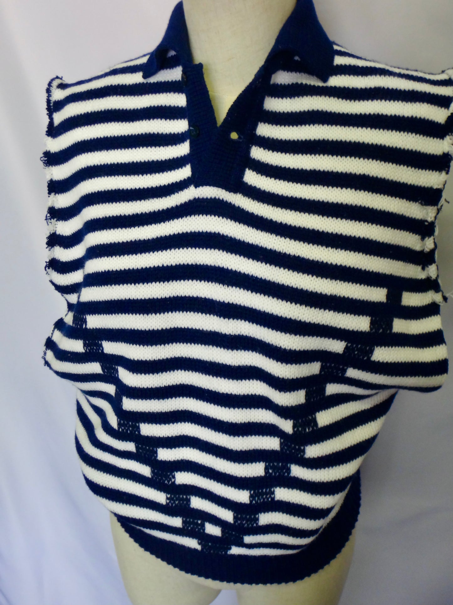 90s Striped Navy White Sleeveless Knit