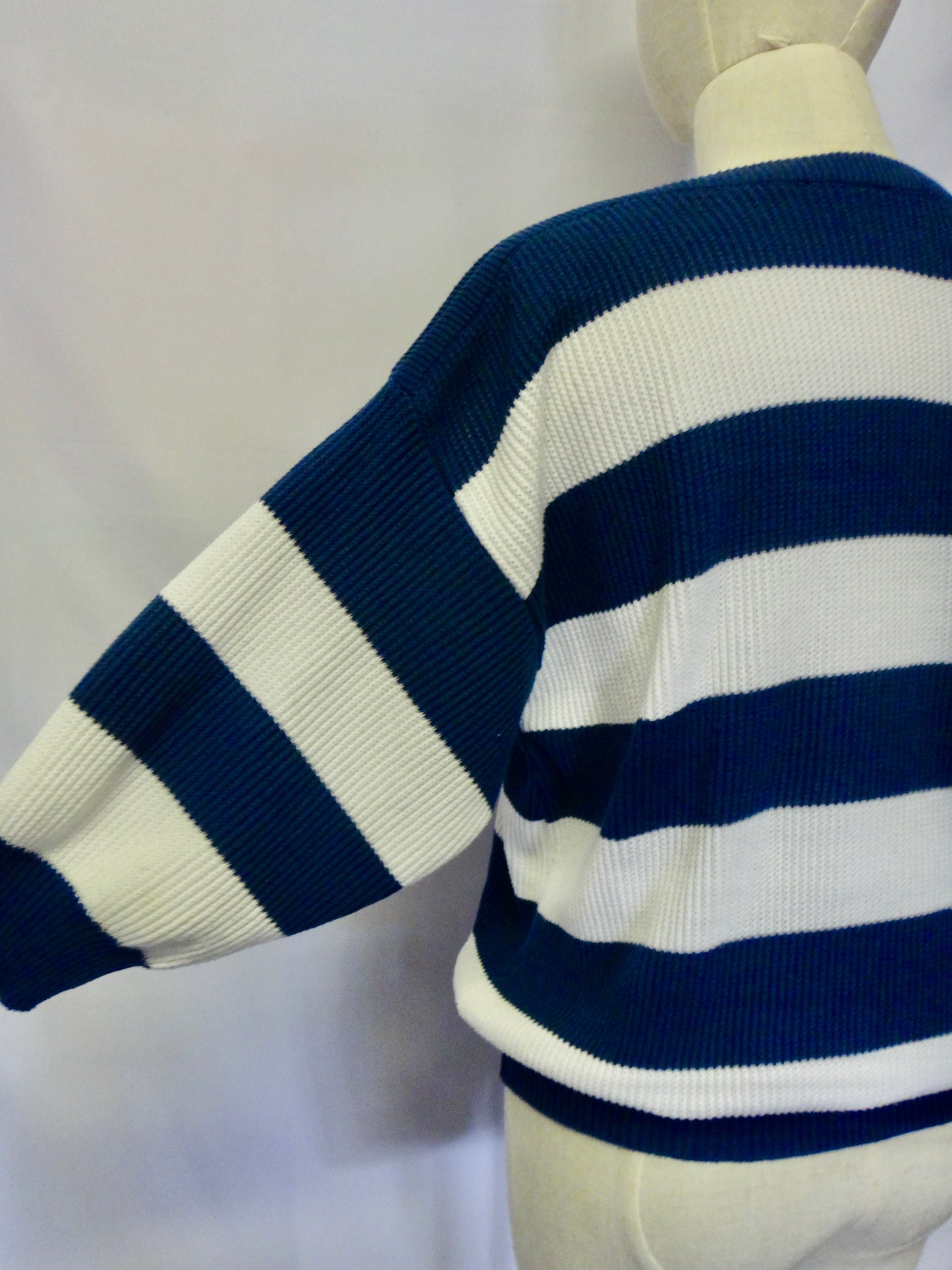 80s/90s Nautical Stripe Knit Navy White