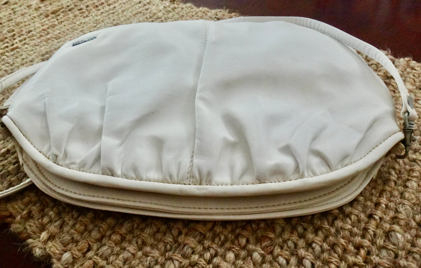 80s/90s Sandler White Puff Clutch Handbag