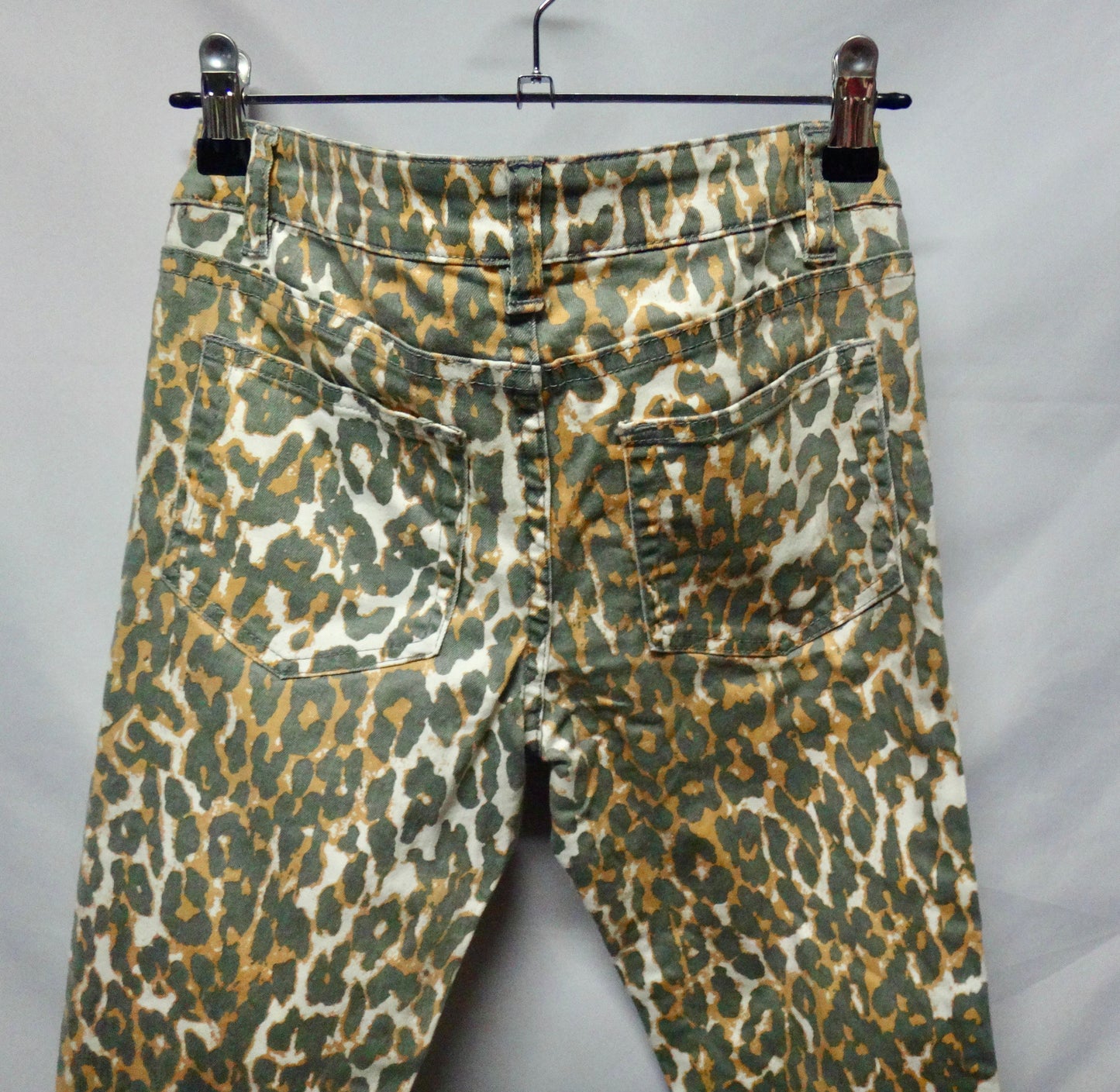 Tiger Print Ankle Grazer Jeggings Preloved