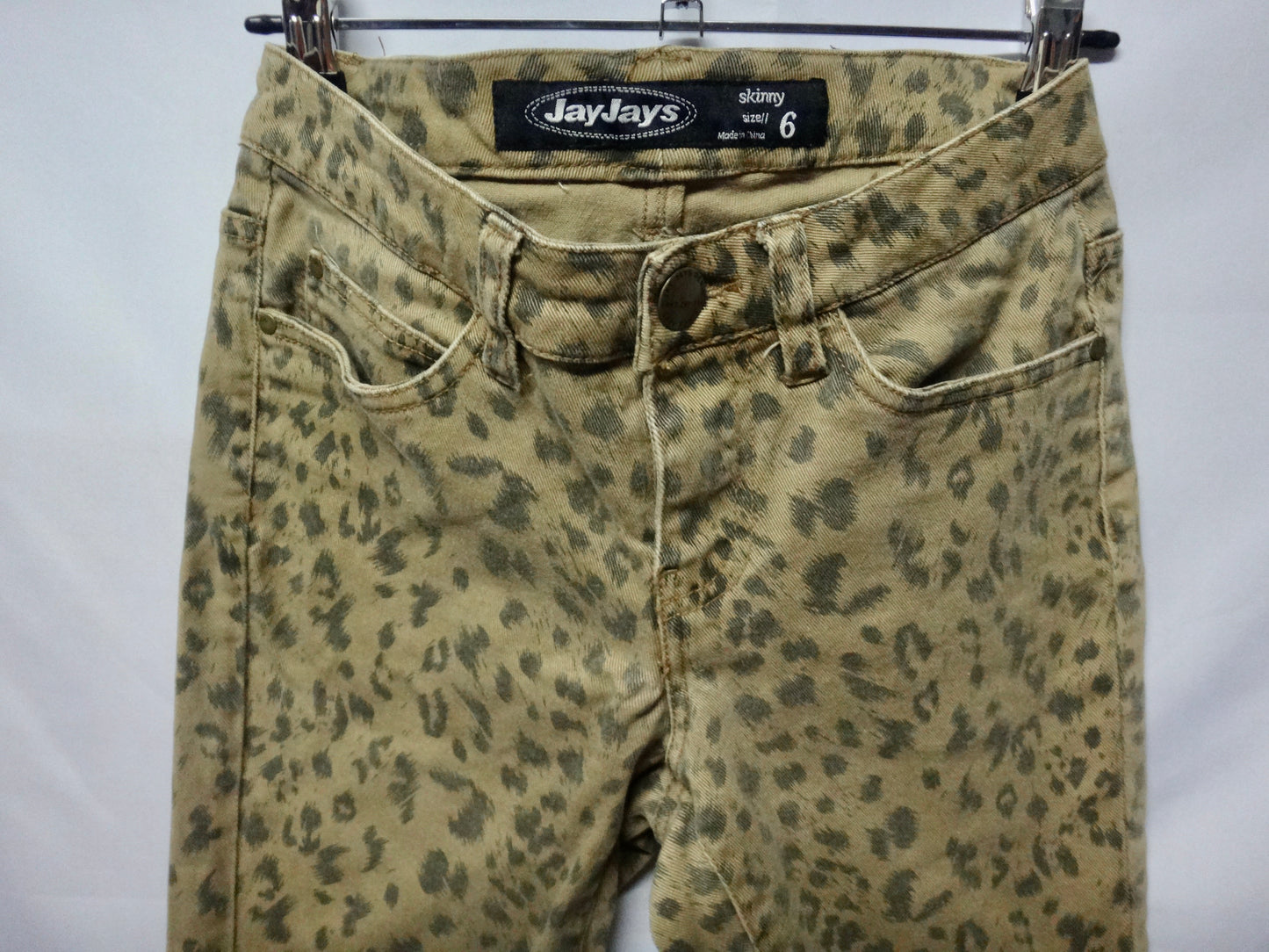 Cheetah Print Ankle Grazer Jeans Preloved