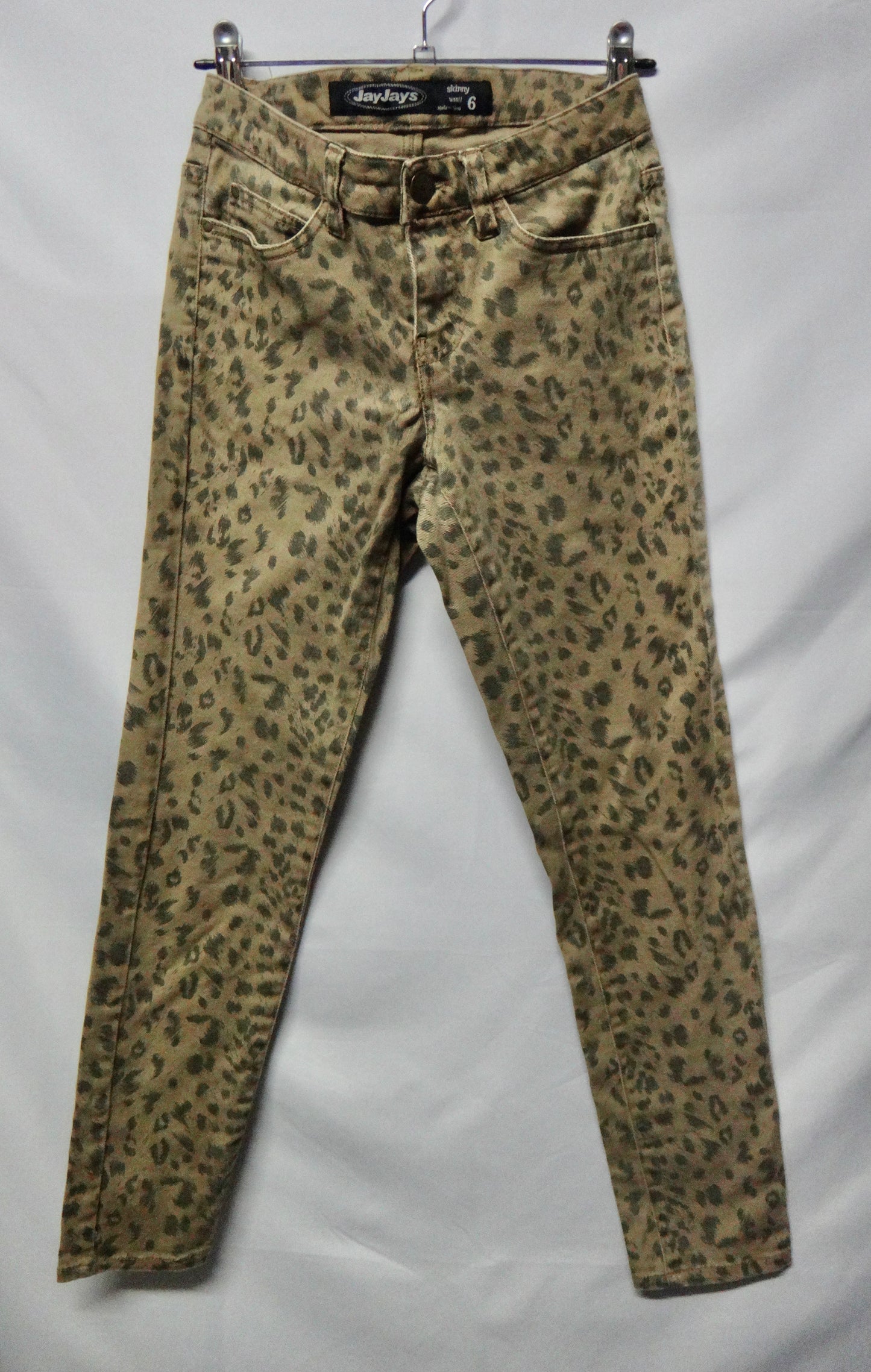 Cheetah Print Ankle Grazer Jeans Preloved