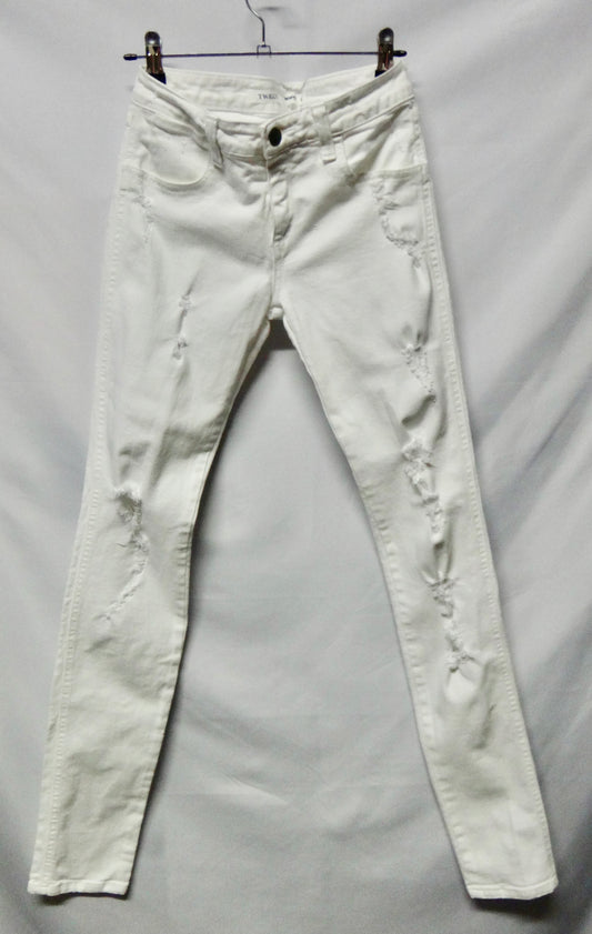 Preloved Wrangler "Twiggy" Skinny White Jeans